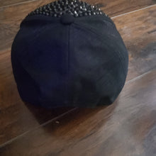 Load image into Gallery viewer, Ladies Black gemstone ball cap
