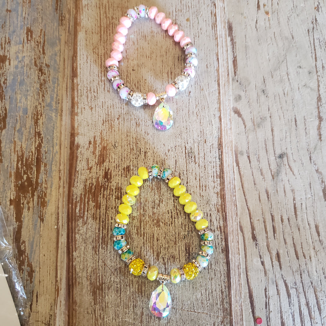 Bracelet with having gem